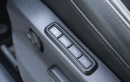 Volkswagen Tiguan II, 2018 год, 2 150 000 рублей, 11 фотография