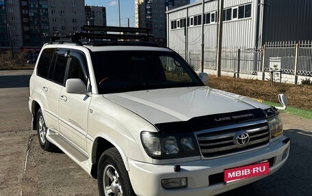 Toyota Land Cruiser 100 рестайлинг 2, 2003 год, 2 250 000 рублей, 1 фотография