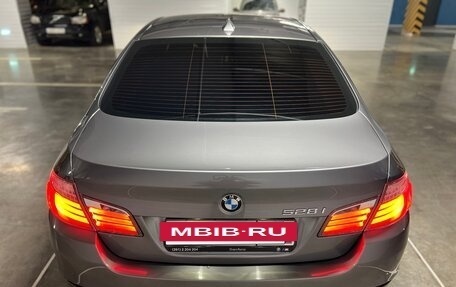 BMW 5 серия, 2012 год, 2 100 000 рублей, 11 фотография