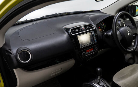 Mitsubishi Mirage VI рестайлинг, 2012 год, 780 000 рублей, 15 фотография