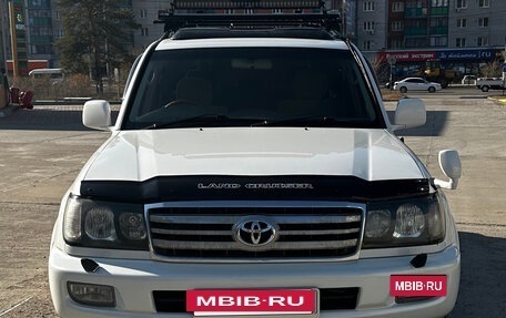 Toyota Land Cruiser 100 рестайлинг 2, 2003 год, 2 250 000 рублей, 4 фотография