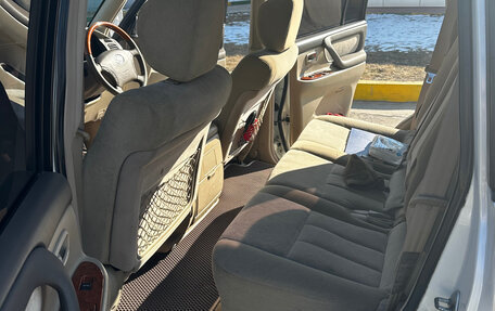 Toyota Land Cruiser 100 рестайлинг 2, 2003 год, 2 250 000 рублей, 15 фотография