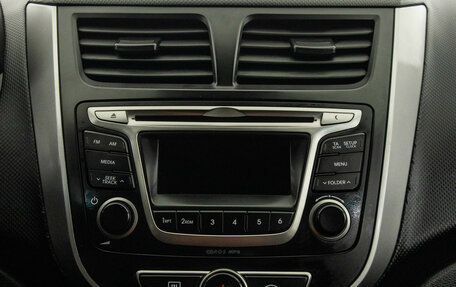 Hyundai Solaris II рестайлинг, 2015 год, 799 000 рублей, 19 фотография