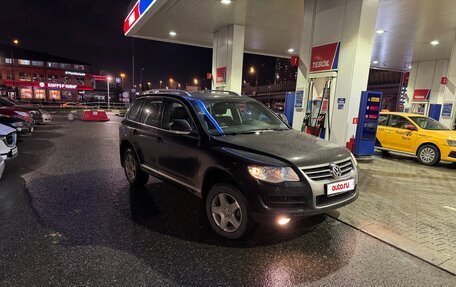 Volkswagen Touareg III, 2010 год, 1 450 000 рублей, 2 фотография