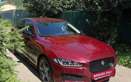 Jaguar XE I рестайлинг, 2016 год, 2 200 000 рублей, 2 фотография