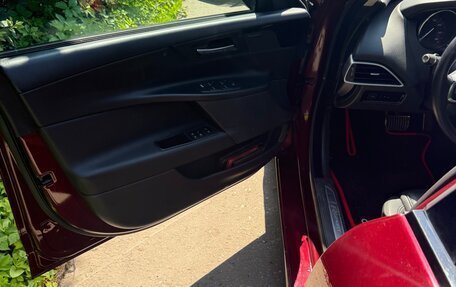 Jaguar XE I рестайлинг, 2016 год, 2 200 000 рублей, 8 фотография