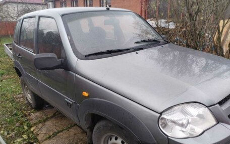 Chevrolet Niva I рестайлинг, 2010 год, 500 000 рублей, 7 фотография