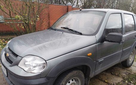 Chevrolet Niva I рестайлинг, 2010 год, 500 000 рублей, 6 фотография