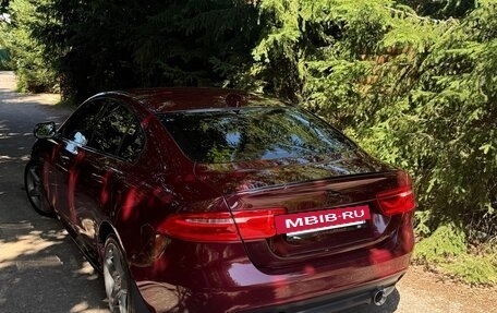 Jaguar XE I рестайлинг, 2016 год, 2 200 000 рублей, 9 фотография