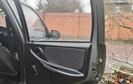 Chevrolet Niva I рестайлинг, 2010 год, 500 000 рублей, 19 фотография