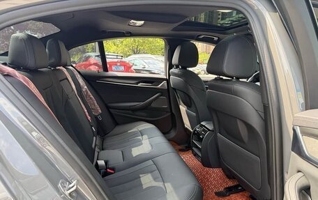 BMW 5 серия, 2022 год, 4 700 000 рублей, 12 фотография