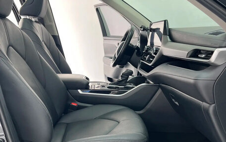 Toyota Highlander, 2022 год, 4 210 000 рублей, 10 фотография