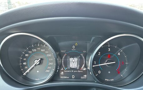 Jaguar XE I рестайлинг, 2016 год, 1 680 000 рублей, 17 фотография