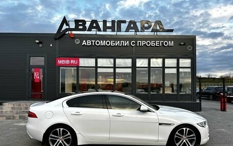 Jaguar XE I рестайлинг, 2016 год, 1 680 000 рублей, 7 фотография