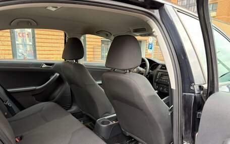 Volkswagen Jetta VI, 2016 год, 899 000 рублей, 11 фотография