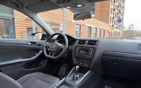 Volkswagen Jetta VI, 2016 год, 899 000 рублей, 10 фотография