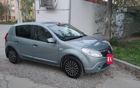 Renault Sandero I, 2011 год, 600 000 рублей, 3 фотография