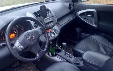 Toyota RAV4, 2008 год, 1 050 000 рублей, 6 фотография