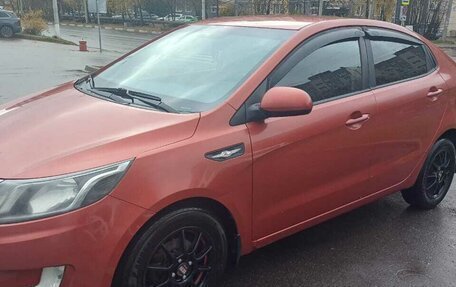 KIA Rio III рестайлинг, 2011 год, 570 000 рублей, 2 фотография