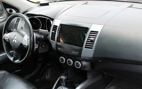 Mitsubishi Outlander III рестайлинг 3, 2008 год, 849 000 рублей, 24 фотография
