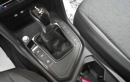 Volkswagen Tiguan II, 2021 год, 2 386 200 рублей, 18 фотография