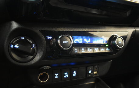 Toyota Hilux VIII, 2019 год, 3 399 000 рублей, 15 фотография