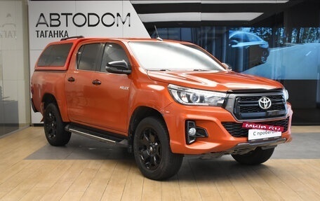 Toyota Hilux VIII, 2019 год, 3 399 000 рублей, 3 фотография