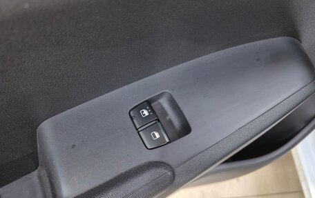 Hyundai Solaris II рестайлинг, 2017 год, 1 090 000 рублей, 8 фотография