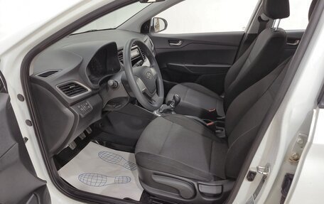 Hyundai Solaris II рестайлинг, 2017 год, 1 090 000 рублей, 9 фотография