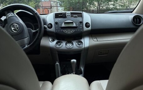 Toyota RAV4, 2007 год, 1 300 000 рублей, 14 фотография