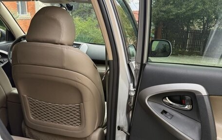 Toyota RAV4, 2007 год, 1 300 000 рублей, 22 фотография