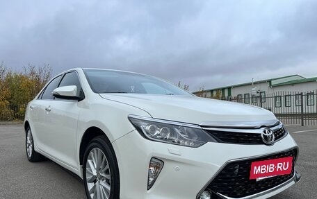 Toyota Camry, 2017 год, 2 750 000 рублей, 22 фотография