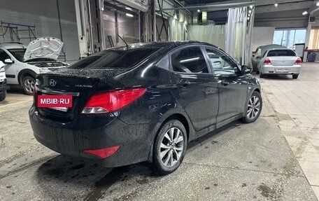 Hyundai Solaris II рестайлинг, 2014 год, 910 000 рублей, 2 фотография