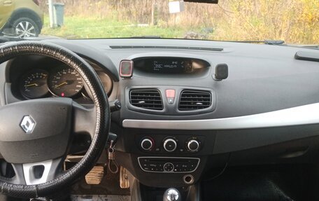 Renault Fluence I, 2011 год, 735 000 рублей, 4 фотография