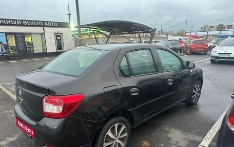 Renault Logan II, 2018 год, 600 000 рублей, 3 фотография