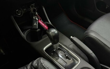 Mitsubishi Outlander III рестайлинг 3, 2015 год, 1 688 235 рублей, 17 фотография