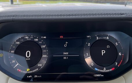 Land Rover Range Rover IV рестайлинг, 2022 год, 19 800 000 рублей, 15 фотография