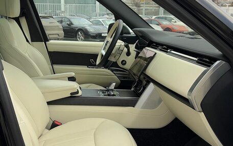 Land Rover Range Rover IV рестайлинг, 2022 год, 19 800 000 рублей, 11 фотография