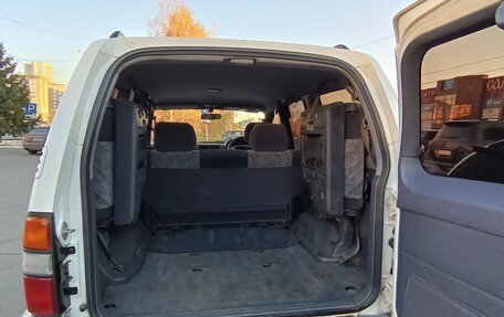 Toyota Land Cruiser Prado 90 рестайлинг, 1998 год, 1 400 000 рублей, 7 фотография