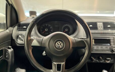 Volkswagen Polo VI (EU Market), 2013 год, 850 000 рублей, 18 фотография