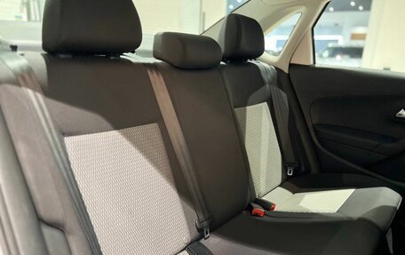 Volkswagen Polo VI (EU Market), 2013 год, 850 000 рублей, 15 фотография