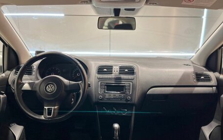 Volkswagen Polo VI (EU Market), 2013 год, 850 000 рублей, 17 фотография