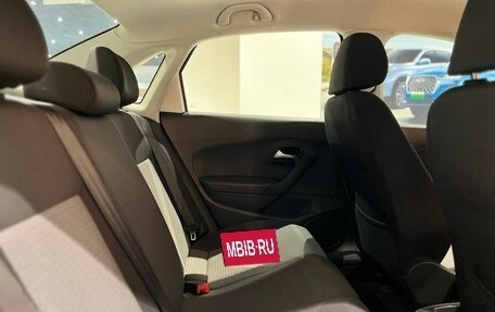 Volkswagen Polo VI (EU Market), 2013 год, 850 000 рублей, 16 фотография