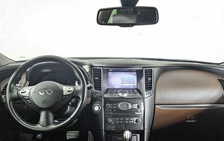 Infiniti QX70, 2015 год, 2 149 000 рублей, 17 фотография