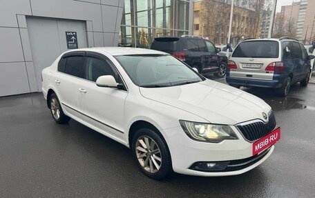 Skoda Superb III рестайлинг, 2014 год, 999 000 рублей, 3 фотография