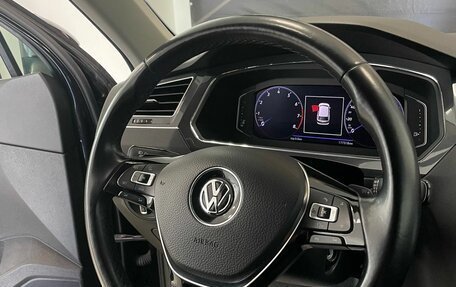 Volkswagen Tiguan II, 2018 год, 2 199 000 рублей, 12 фотография