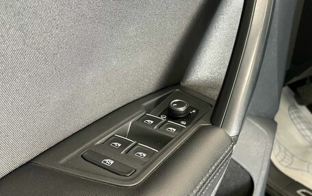 Volkswagen Tiguan II, 2018 год, 2 199 000 рублей, 11 фотография