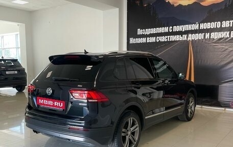 Volkswagen Tiguan II, 2018 год, 2 199 000 рублей, 9 фотография