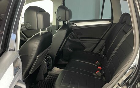 Volkswagen Tiguan II, 2018 год, 2 199 000 рублей, 20 фотография