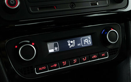 Volkswagen Polo VI (EU Market), 2017 год, 1 198 898 рублей, 15 фотография